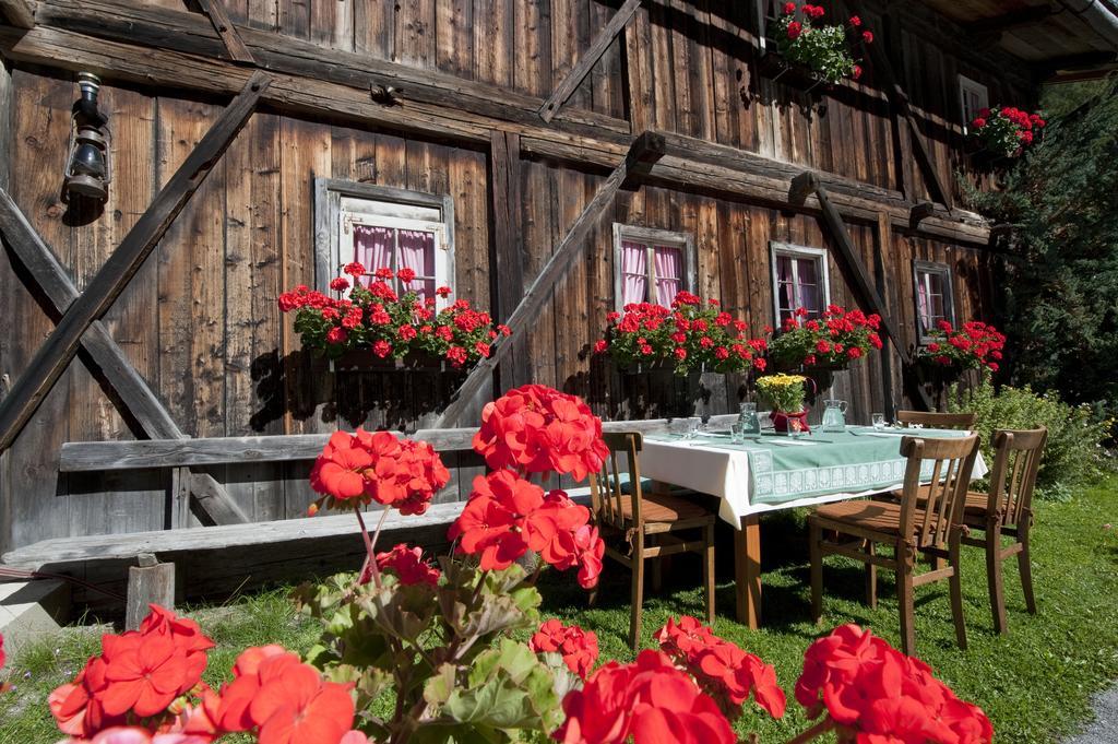 Hotel Garni Gruenmoos St Jakob in Defereggen Eksteriør billede